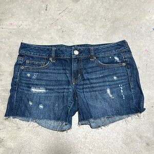 American Eagle Outfitters Aeo Midi‎ Short / Raw edges / Size 8 / Box 9-3